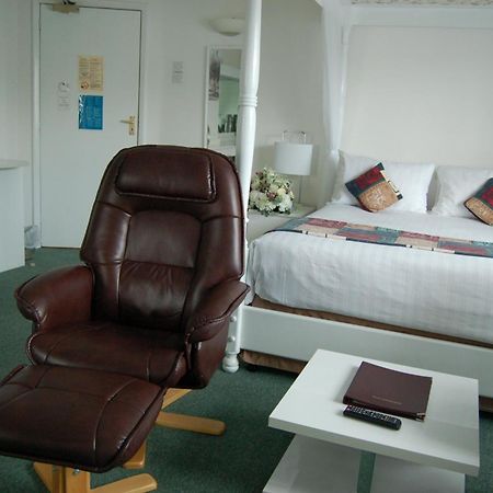 The Wight Hotel Sandown Room photo